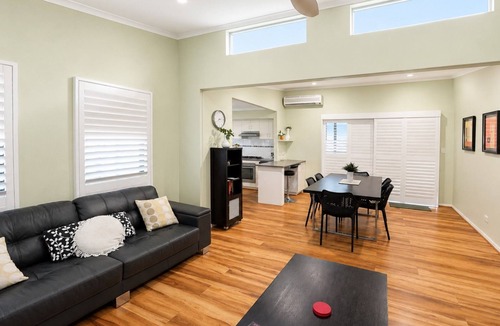 Broadwater House | Wack-A-Doo at Cabin 1 - Modern Family Retreat at Geographe Bay Holiday Park