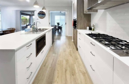 Shell Cove House | Waiheke Marina Getaway