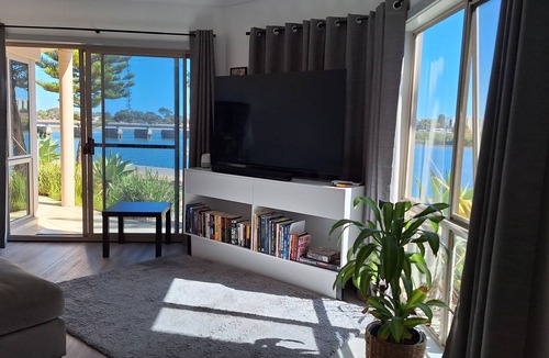 Port Adelaide Apartment | Wake to Dolphins & Pelicans | Waterfront Apartment in the Heart of Port Adelaide