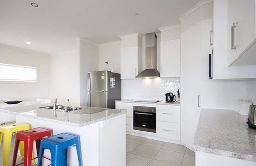 North Beach House | Wallaroo Beach House | Ocean Views, Pool Table | Sleeps 10