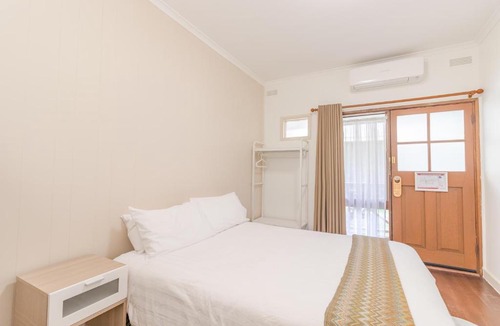 Warburton Hotel | Warburton Lodge