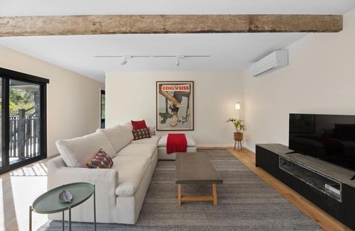 Warburton Apartment | Warburton Stays Station Hideaway