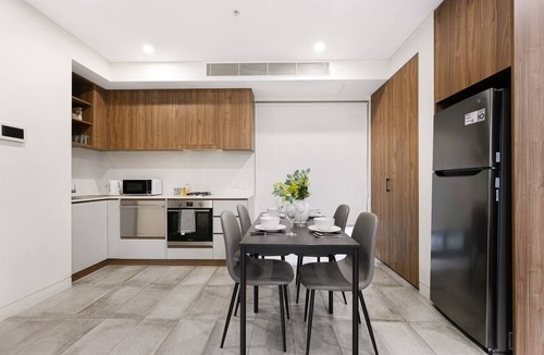 Marrickville Apartment | Warm Marrickville Studio | 10 Min Walk to Train