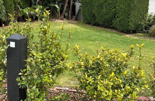 Patterson Lakes House | Waterfront 3 bed Townhouse in gated community