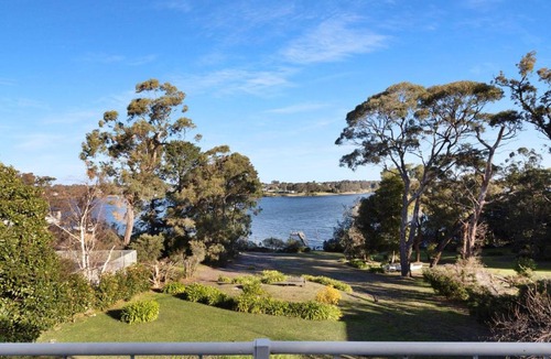 Paynesville House | Waters Edge
