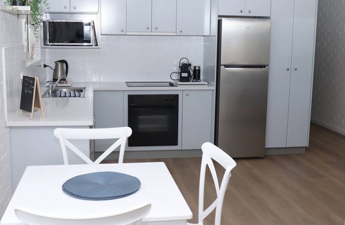 The Entrance Apartment | Waterviews on Marine - Apartment 3