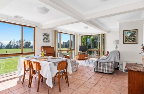 Dolphin Point Apartment | Wave Spray in Dolphin Point
