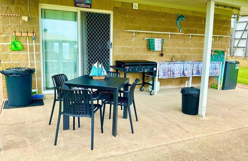 Orchid Beach Apartment | Welcome to Paradise Inn, Orchid Beach Fraser Island