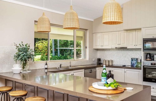 Far Meadow House | Whispering Pines House, Far Meadow, Berry