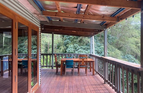 East Warburton House | Whispering Waters, A Rustic Riverside Escape