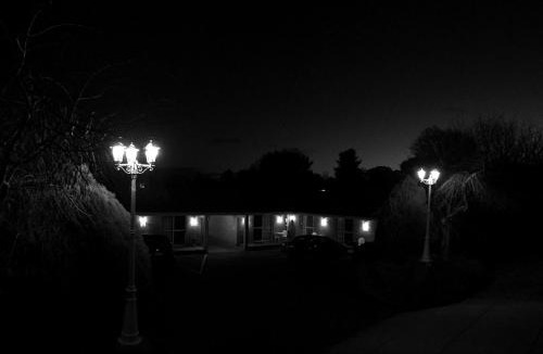 Armidale Hotel | White Lanterns Motel