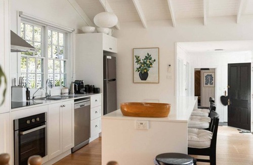 Falmouth House | White Shell Cottage | Ocean at your front door