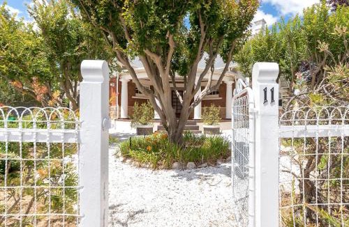 Tanunda House | Whiterocks Tanunda Walk to Cafés Sleeps 8 Heritage