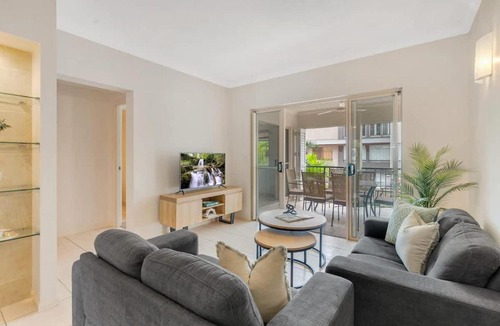 Manoora Apartment | Whitfield Waters - Resort Living for Families