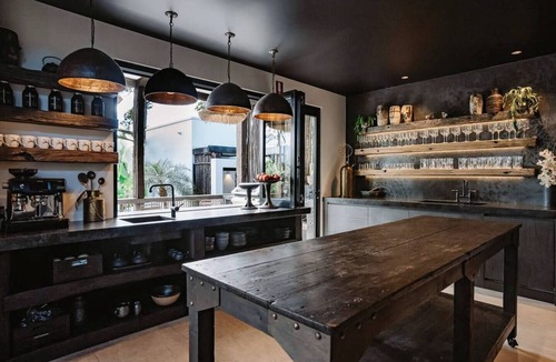 Ewingsdale House | Whole Property Rental