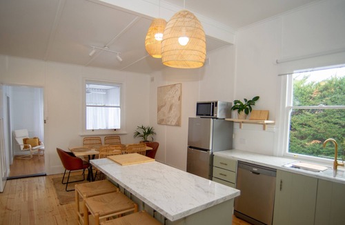 McLaren Vale House | Willow ~Prime location~ new renovated~ cosy boutique cottage