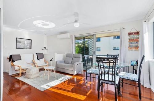 Bongaree Apartment | Winston Waves