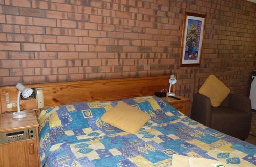 Victor Harbor Hotel | Wintersun Motel