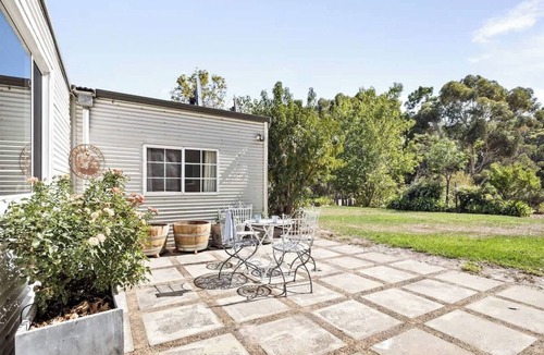 Wilyabrup House | Wisteria Vines Estate—Rustic Elegance by the Coast