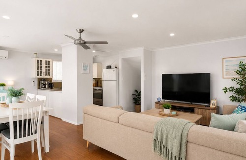 Cape Woolamai House | Wooli Waves by Ready Set Stay- Comfortable Family Home - pet friendly and WIFI