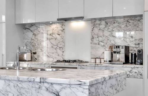 North Adelaide House | Wow! Luxury, City Fringe, 3BR, Garage, 2 mins Oval