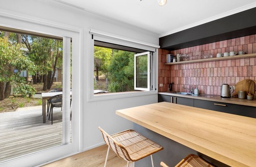 Fairhaven House | Wybellenna Magic I Second Living I Walk to beach