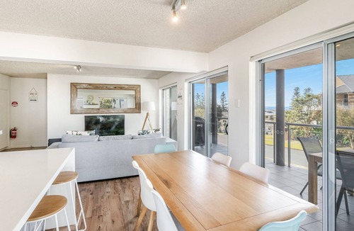 Yamba Apartment | Yamba 58 - Modern Coastal Living Near Main Beach with Ocean Views - Holiday Yamba