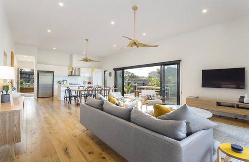 St. Andrews Beach House | Yaringa