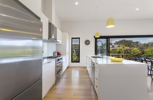 St. Andrews Beach House | Yaringa