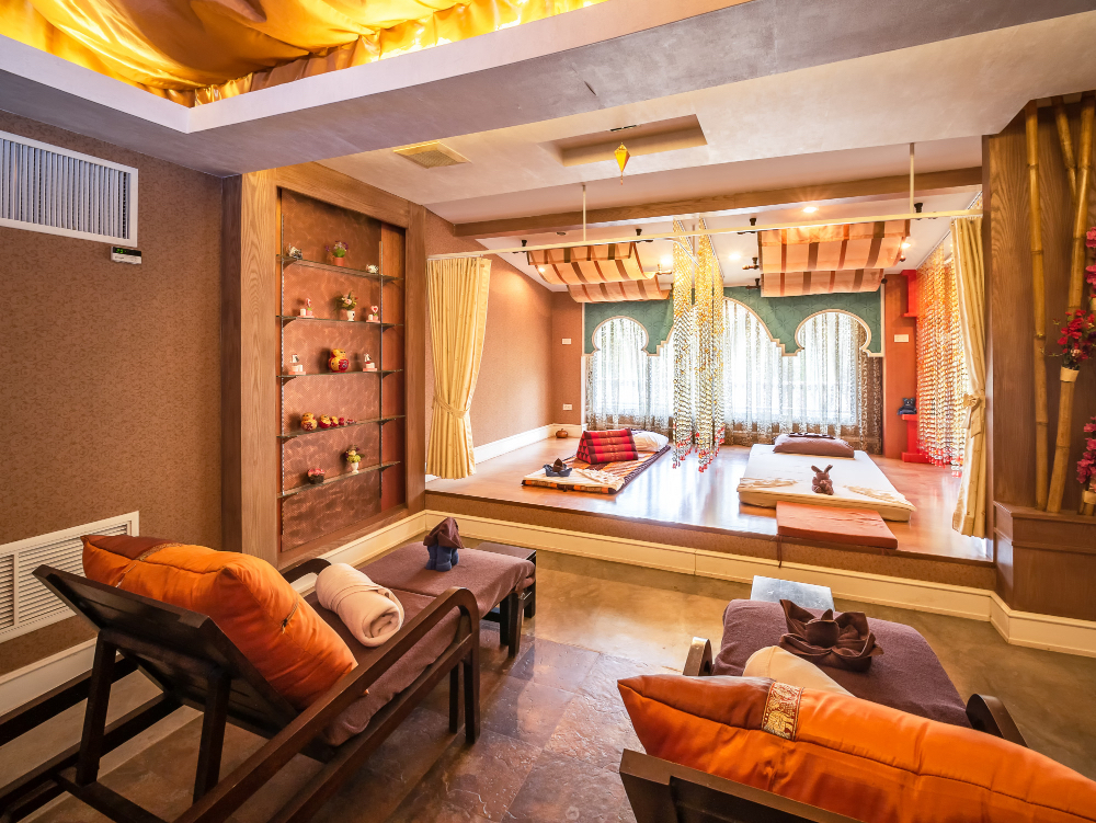 Maroochydore Apartment | You can not get any closer to our best beach at Alexandra Headlands, 50m walk!