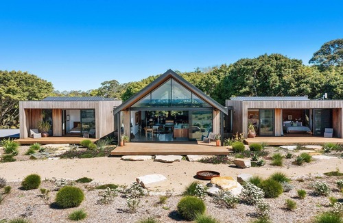 Coorabell House | Your Luxury Escape - Mulagan House 1