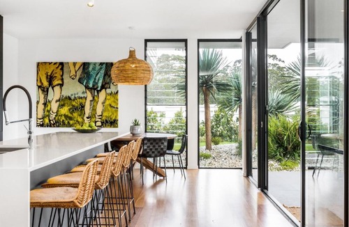 Ewingsdale House | Your Luxury Escape - Scenic Vista