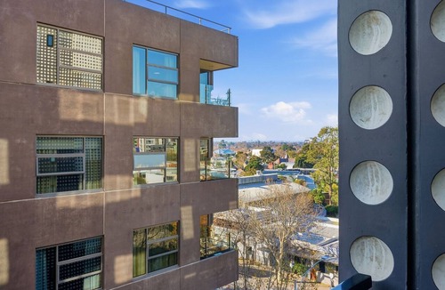 Carlton House | Your Melbourne Getaway Base in Carlton