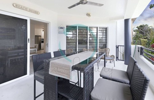 Rapid Creek Apartment | ZEN FORESHORE - 3BR Nighcliff Apartment