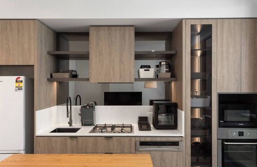 Zetland Apartment | Zetland Base Urban Comfort near Dining and Transport