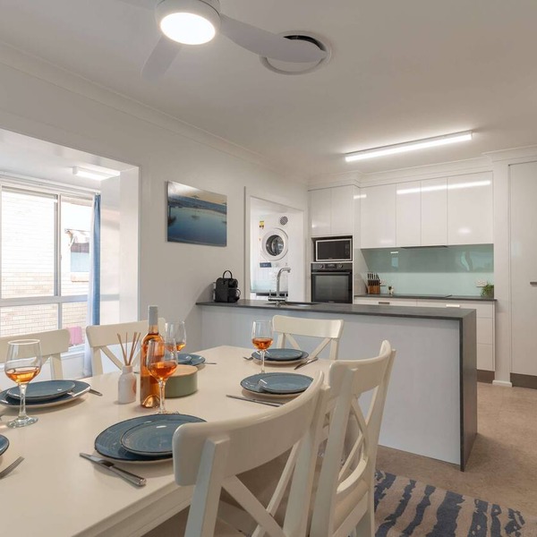 Moffat Beach Coastal Contemporary Unit A