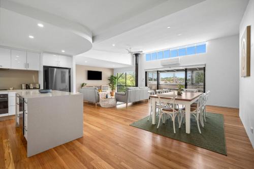 153 Centenary Heights Rd in Yaroomba