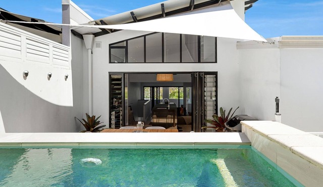 2 Luna Noosa - Spacious Retreat in Elevated Location