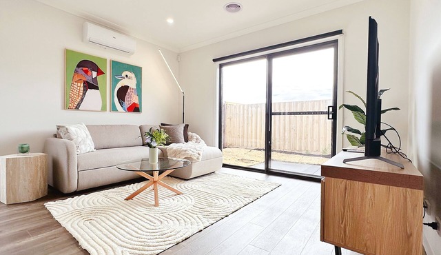 2026Built/Tarneit Station/Shopping Central/Family Friendly/Style/Creekstone/4BR in Tarneit