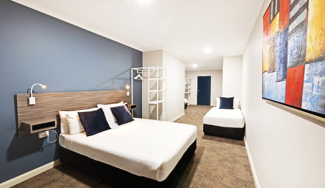 28 Hotel