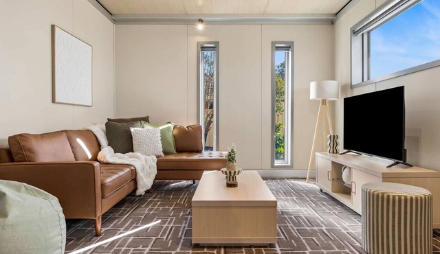 2BR Unit For 5, Kangaroo Flat in Kangaroo Flat