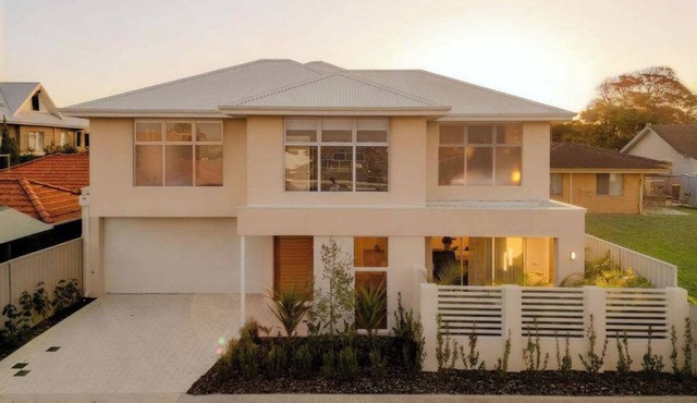 3BR House with Sauna Near Scarborough Beach in Doubleview