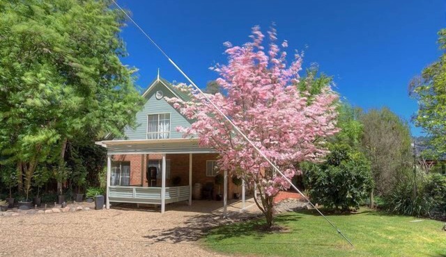 406 Back Porepunkah Road in Bright