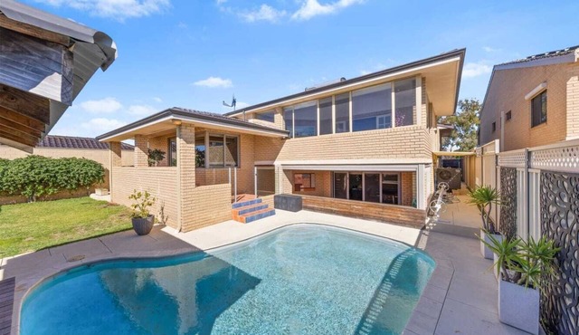 47 Ultimate Entertainer! Pool, Man Cave, Kids Play
