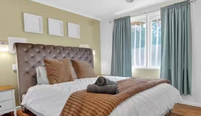 4B cozy holiday house by frankston sea