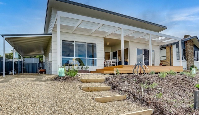 7 Passatt St, Encounter Bay in Encounter Bay