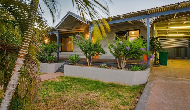 7 Skipjack Circle - Central Location in Exmouth