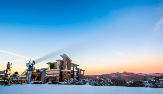 Abom Hotel in Mount Buller