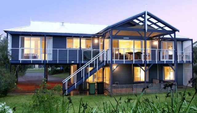 Absolute Beachfront - Quindalup Beach House