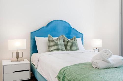 Accor Stadium Luxury - 3 Bed 2 Baths, sleeps 6, Pool, Parking if available- NO PARTIES in Sydney